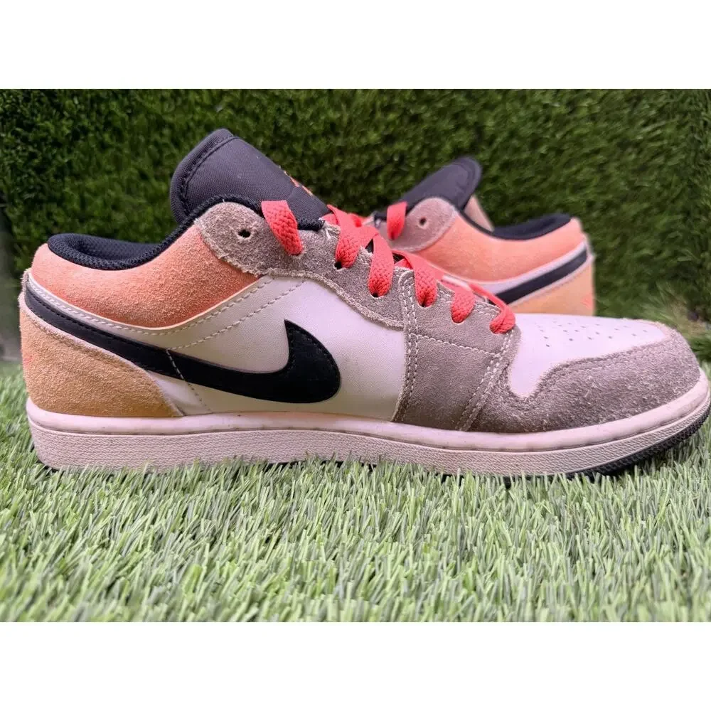Nike Air Jordan 1 DX4334-008 Athletic Sneaker Mens 8 White Suede Walking Running